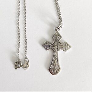 925 sterling silver open work cross pendant 18”